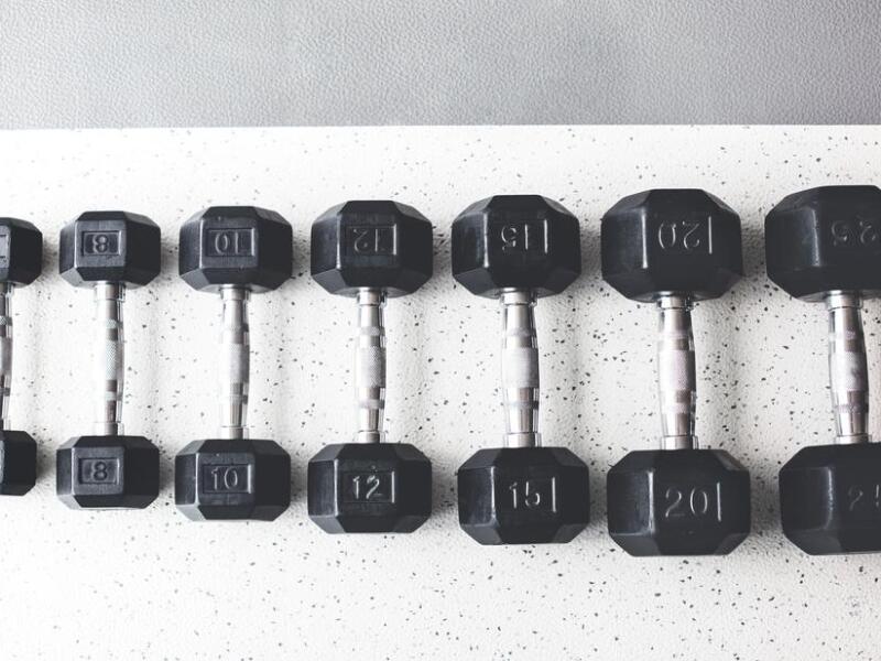 Pierwszy raz na siłowni? Nie panikuj!